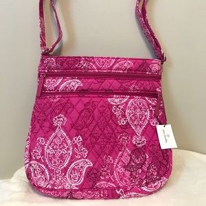 NWTVera Bradley TripleZIP Hipster StampedPaisley